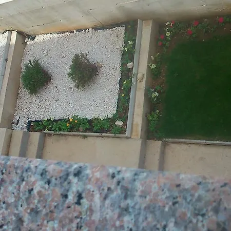 Lorenco Apartman