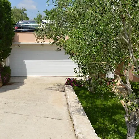 Apartman Lorenco *